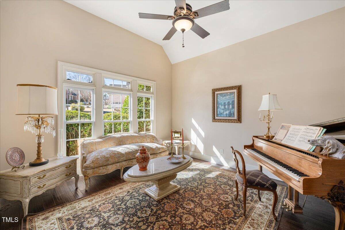 2933 Elmfield Street Raleigh, NC 27614 - Photo 17 of 60 30-49