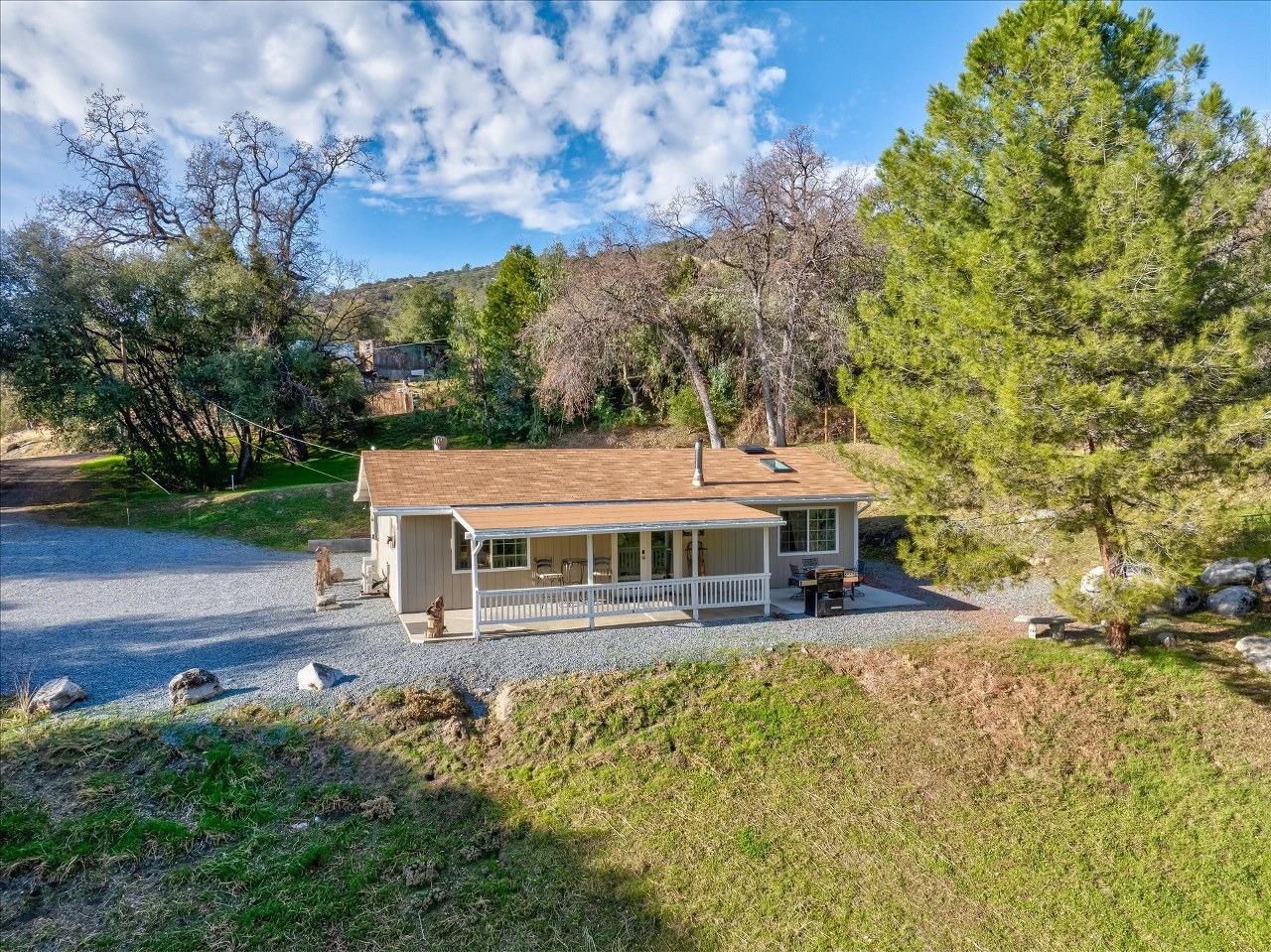 42109 River Falls Road Oakhurst, CA 93644 - Photo 1 of 51 Gallery Image 1