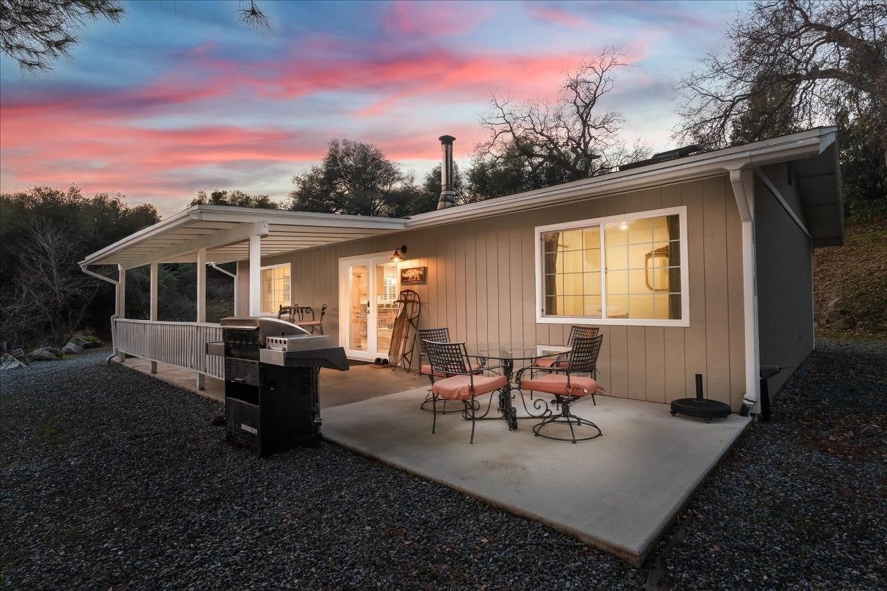 42109 River Falls Road Oakhurst, CA 93644 - Photo 5 of 51 Gallery Image 5