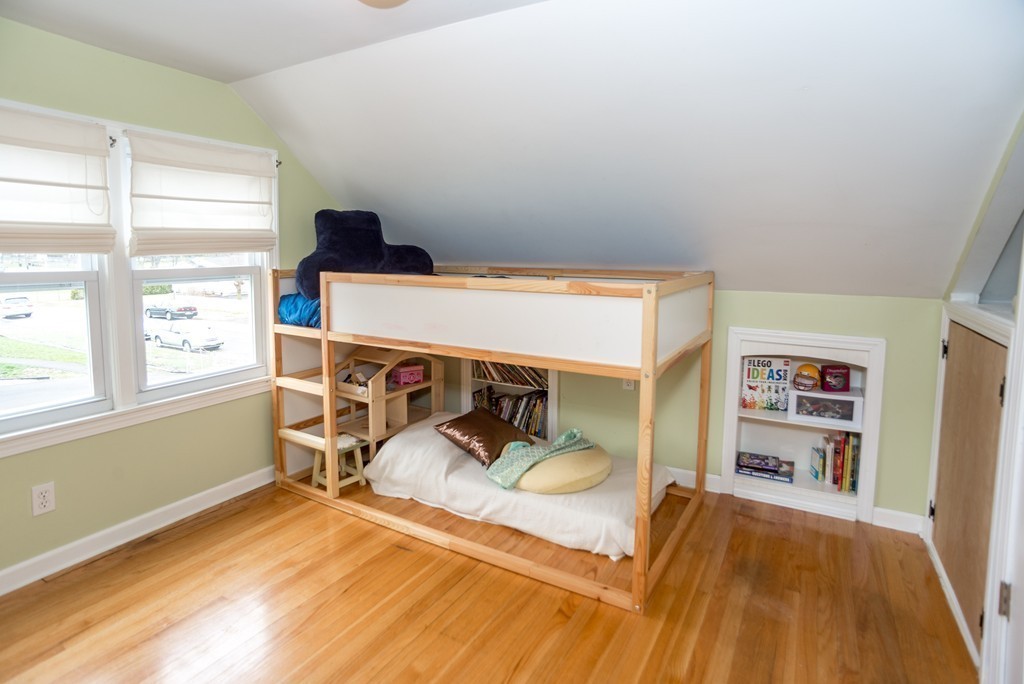 92 Harding Street Chicopee, MA 01013 - Photo 21 of 30 Gallery Image 21