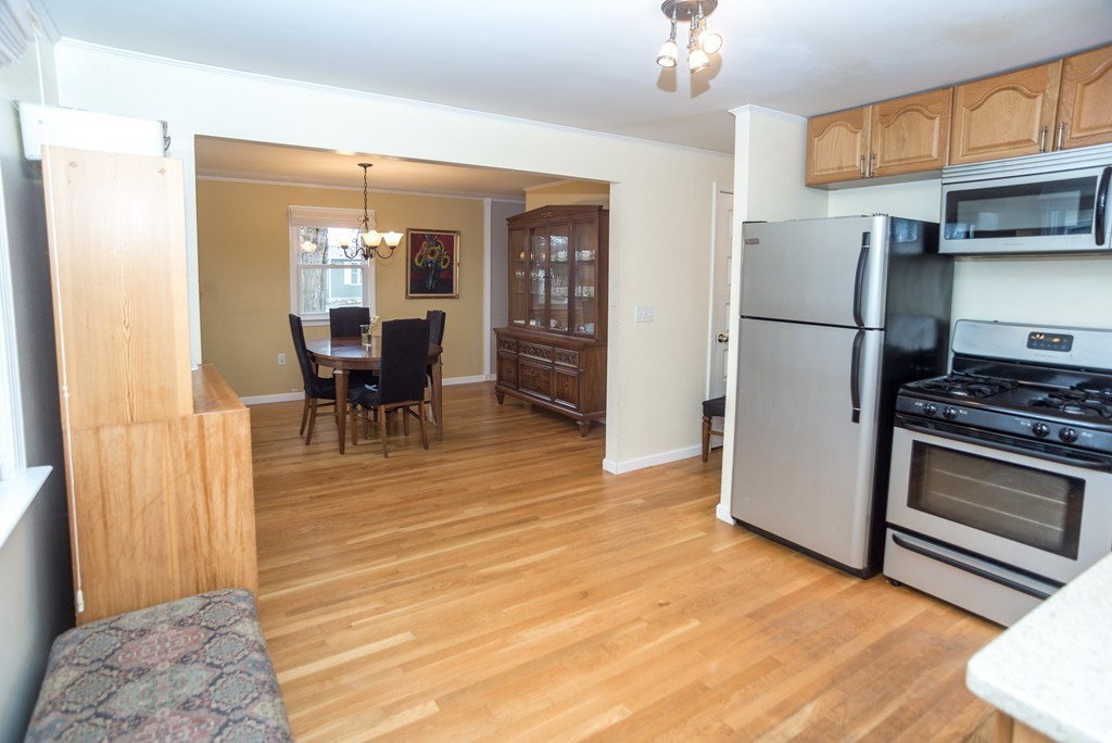 92 Harding Street Chicopee, MA 01013 - Photo 7 of 30 Gallery Image 7