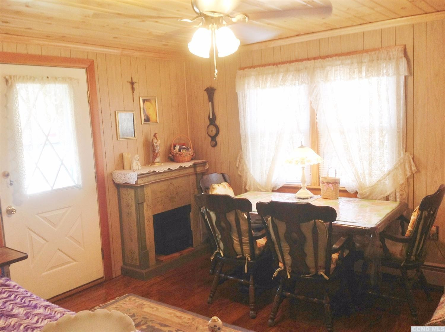 42 Fairview Road Cairo, NY 12405 - Photo 3 of 10 Photo 3