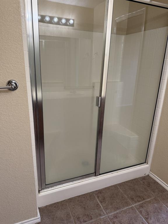 6505 Rienzi Drive Greenville, TX 75402 - Photo 21 of 40 an empty walk in closet