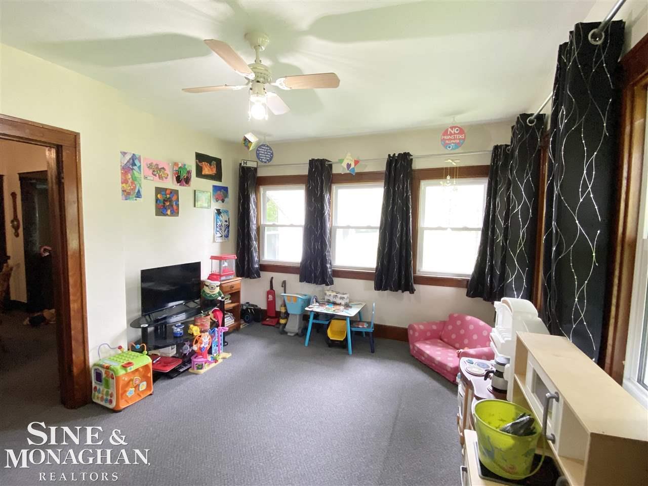 3846 Ravenswood Road Port Huron, MI 48060 - Photo 23 of 70 50077395-23.JPG