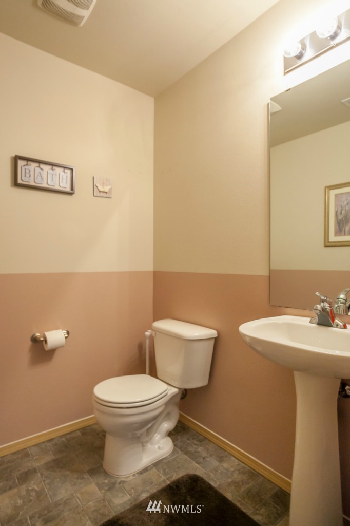 3832 155th Place Southeast Bothell, WA 98012 - Photo 9 of 15 Gallery Image 9