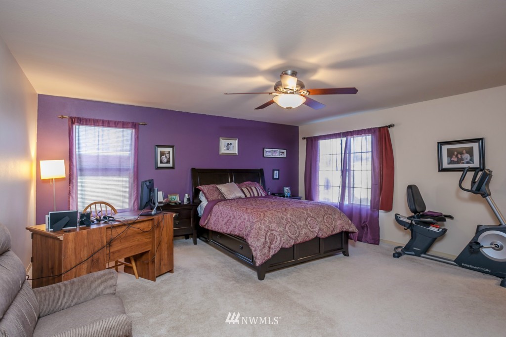 3832 155th Place Southeast Bothell, WA 98012 - Photo 10 of 15 Gallery Image 10