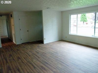 1 Juniper Lane Springfield, OR 97477 - Photo 2 of 22