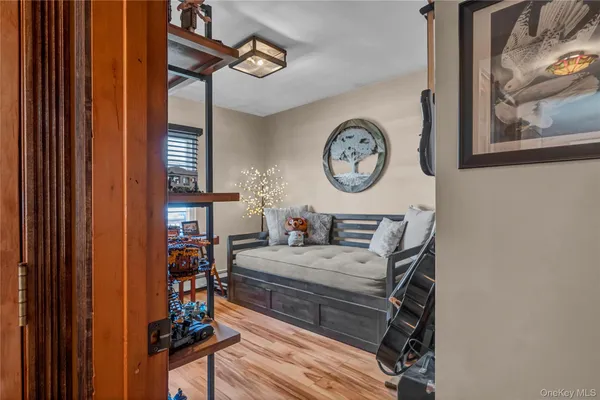 $325,000 | 17 David Lane, Wurtsboro, NY 12790