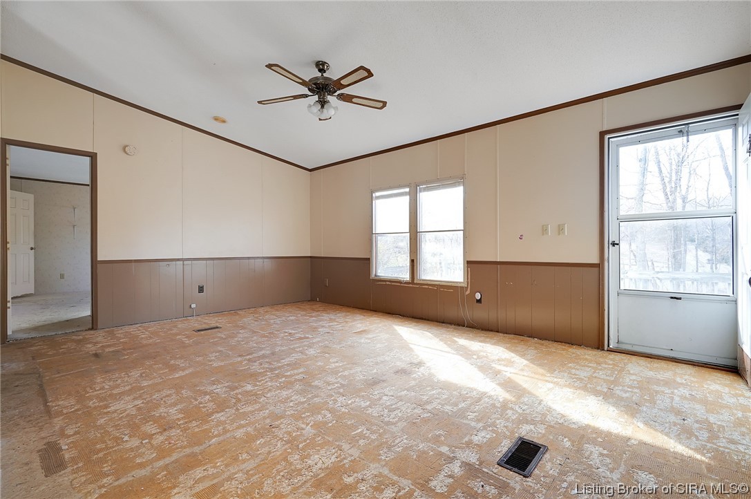 9300 Southwest Ripperdan Valley Road Southwest Mauckport, IN 47142 - Photo 12 of 43 Gallery Image 12