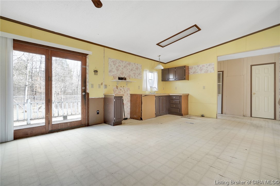 9300 Southwest Ripperdan Valley Road Southwest Mauckport, IN 47142 - Photo 13 of 43 Gallery Image 13