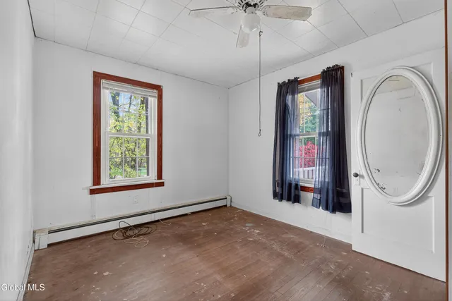 $250,000 | 3 Old Troy Road, East Greenbush, NY 12061