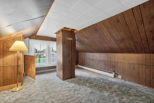 $250,000 | 3 Old Troy Road, East Greenbush, NY 12061