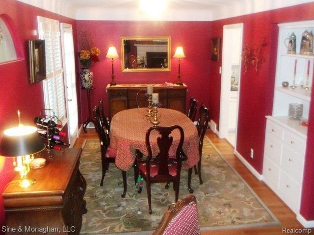 212 Ridgemont Road Grosse Pointe, MI 48236 - Photo 3 of 24 DSCF1125.JPG