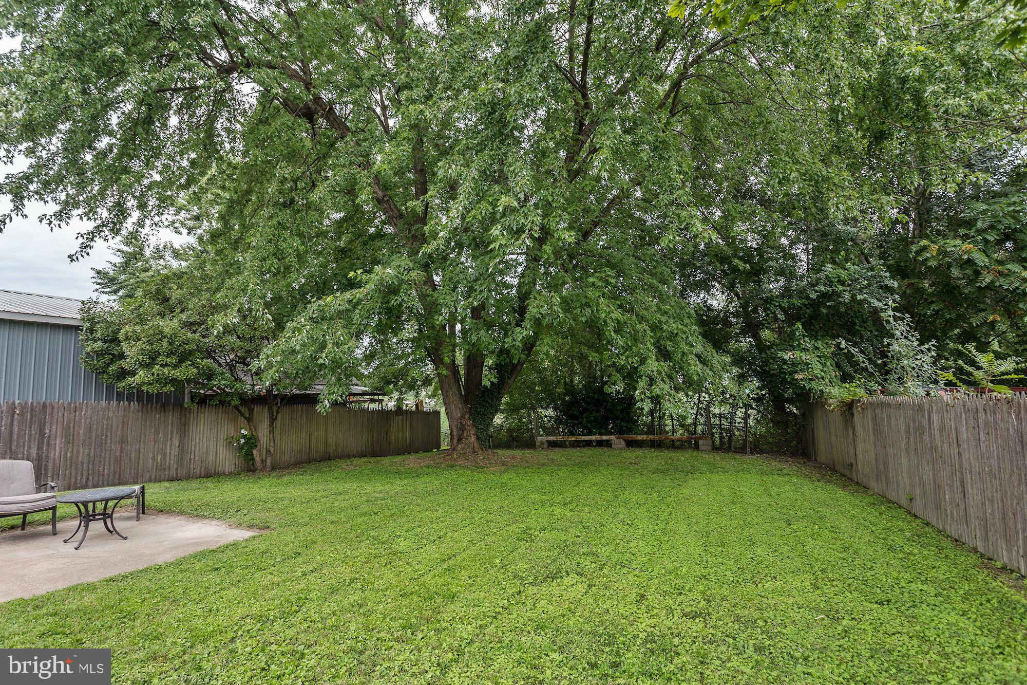 930 Oakleigh Beach Road Baltimore, MD 21222 - Photo 22 of 23 Exterior (Rear)