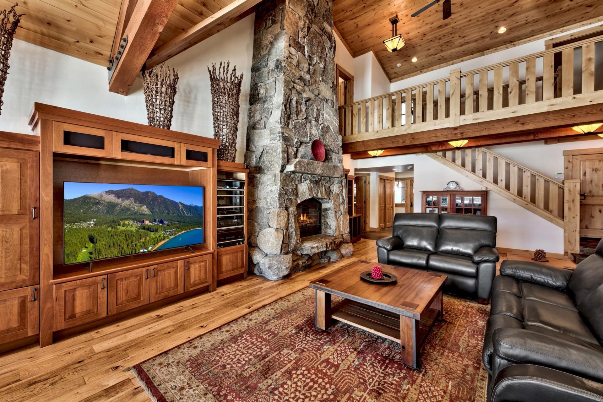 11368 Bennett Flat Road Truckee, CA 96161 - Photo 10 of 21 a sitting area with glass door