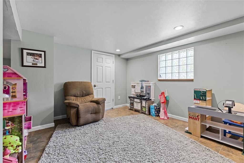 381 Golden Grove Road Baden, PA 15005 - Photo 26 of 38 a bedroom with furniture and a window