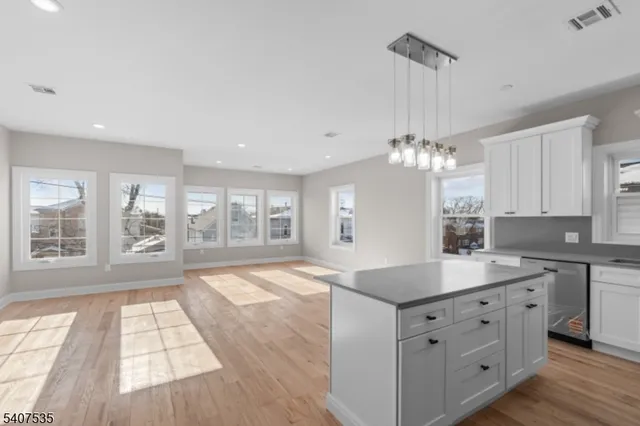 $3,200 | 503 Delavan Avenue, Newark, NJ 07107