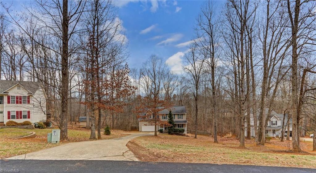 7914 Daltonshire Drive Oak Ridge, NC 27310 - Photo 3 of 30 Gallery Image 3
