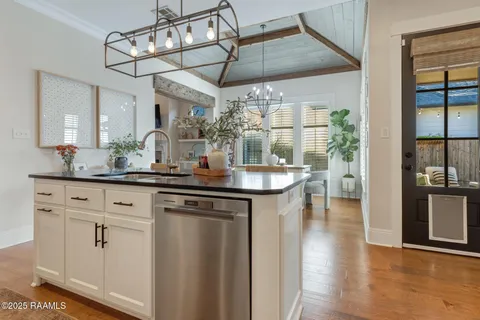 $365,000 | 106 Italian Cypress Lane, Youngsville, LA 70592