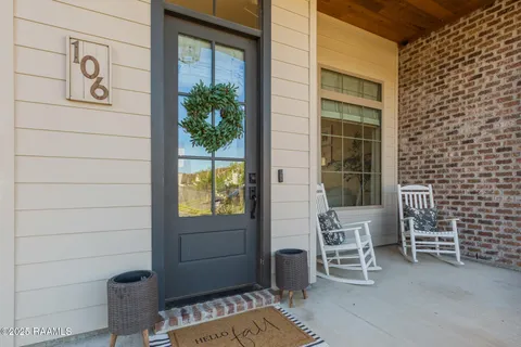 $365,000 | 106 Italian Cypress Lane, Youngsville, LA 70592