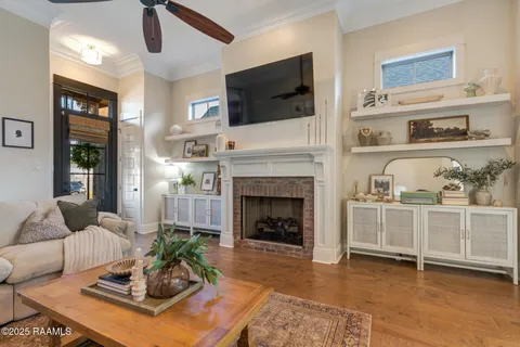 $365,000 | 106 Italian Cypress Lane, Youngsville, LA 70592