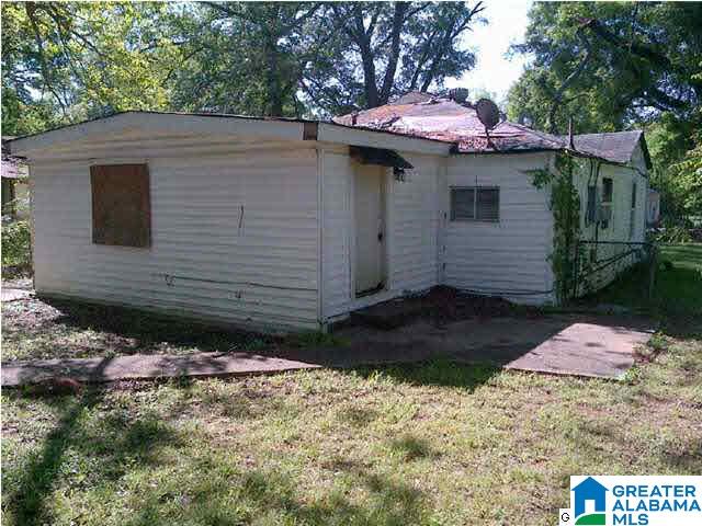 2720 Brookhaven Avenue Southwest Birmingham, AL 35211 - Photo 3 of 15