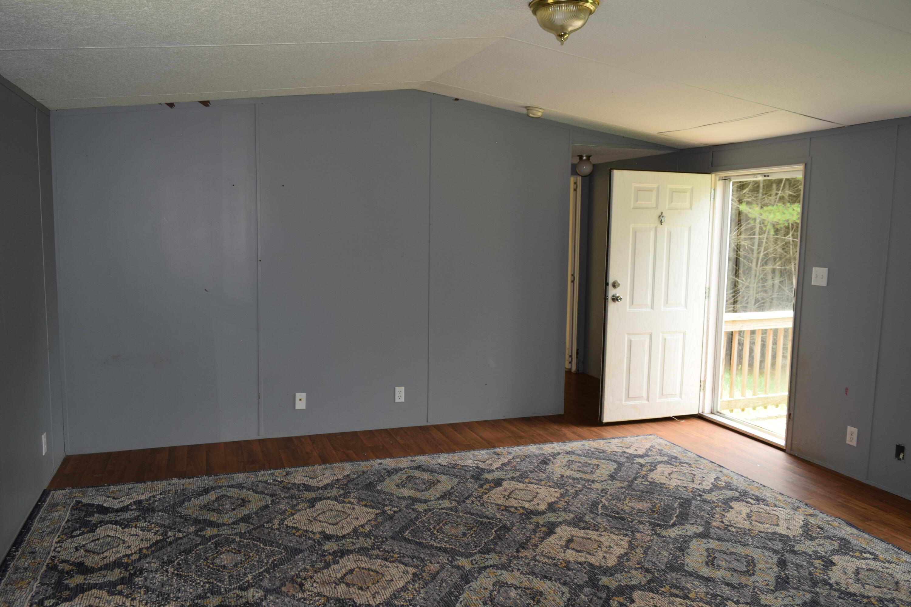 252 Reece Road Southwest Willis, VA 24380 - Photo 22 of 37 DSC_0110