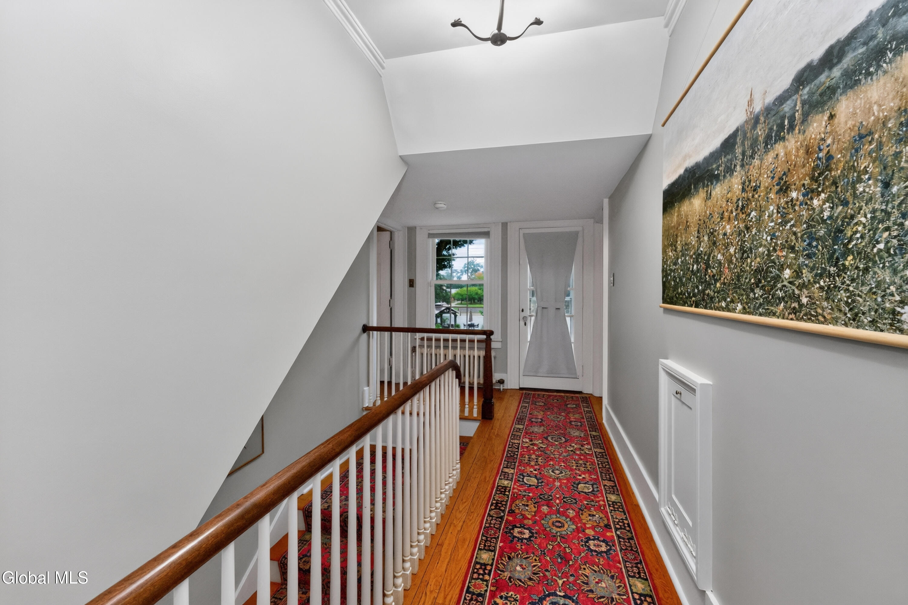 4 Sunnyside Road Scotia, NY 12302 - Photo 29 of 59 8 Landing 1