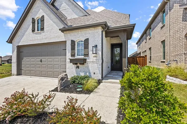 $2,100 | 3920 Aqua Lane, Sherman, TX 75090