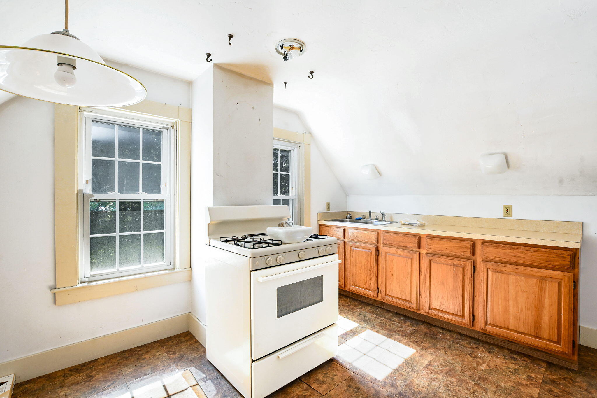 46 County Road North Falmouth, MA 02556 - Photo 23 of 38 24-web-or-mls-DSC_6066 copy