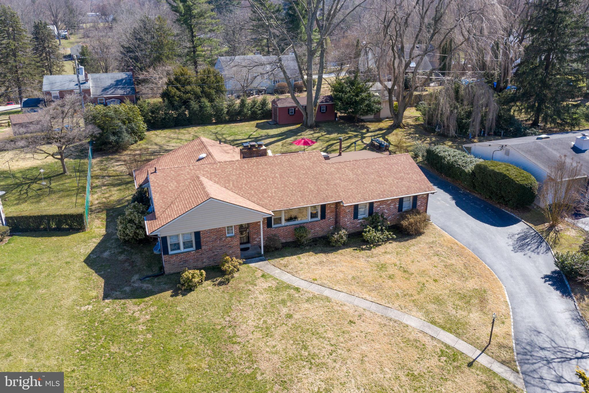 147 Beechwood Road Newtown Square, PA 19073 - Photo 3 of 40