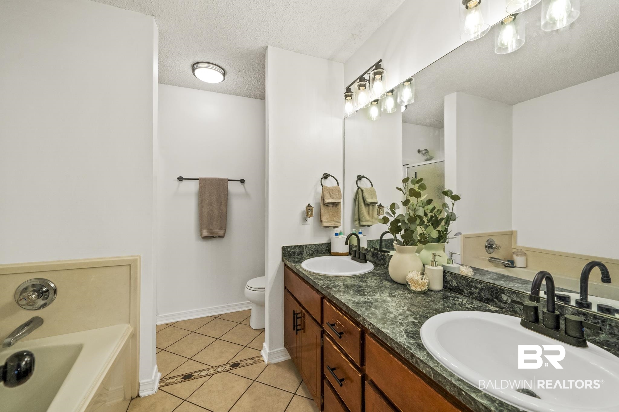 9521 Oak Forrest Drive Mobile, AL 36695 - Photo 16 of 27