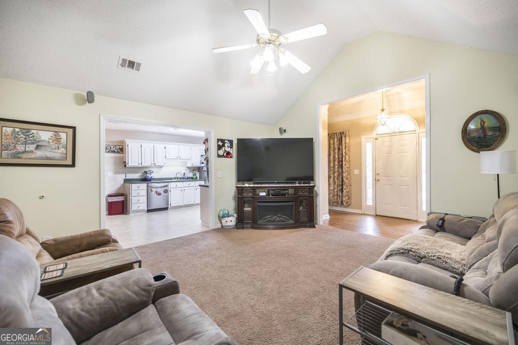 1828 Houston Lake Road Kathleen, GA 31047 - Photo 8 of 45