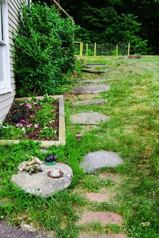 198 School Street North Barre, MA 01005 - Photo 12 of 41