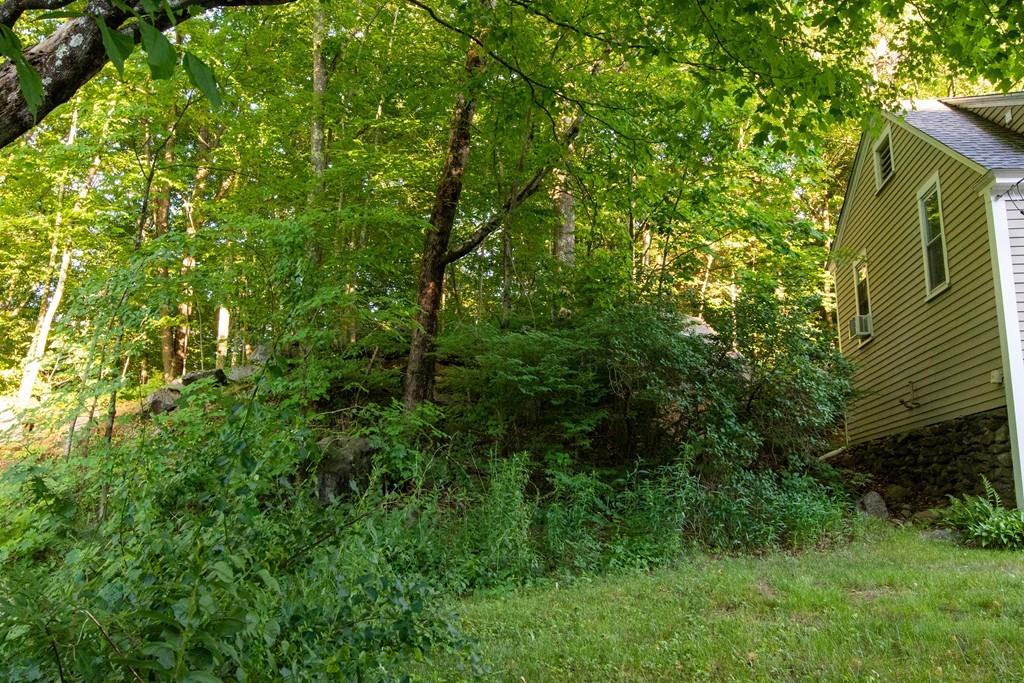 198 School Street North Barre, MA 01005 - Photo 6 of 41