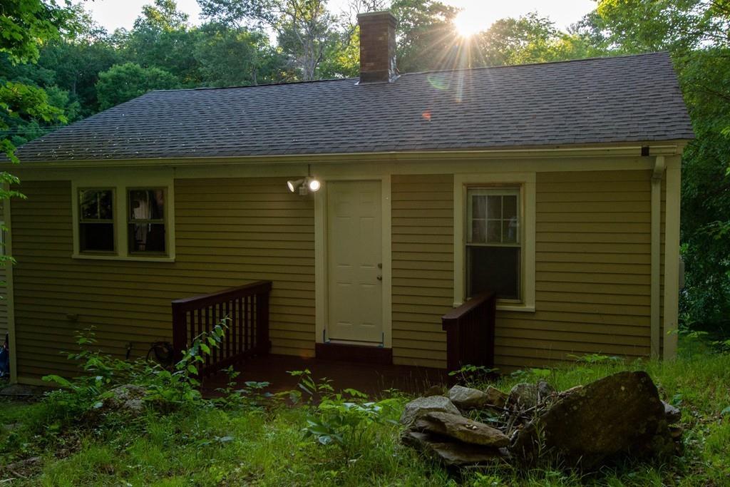 198 School Street North Barre, MA 01005 - Photo 10 of 41
