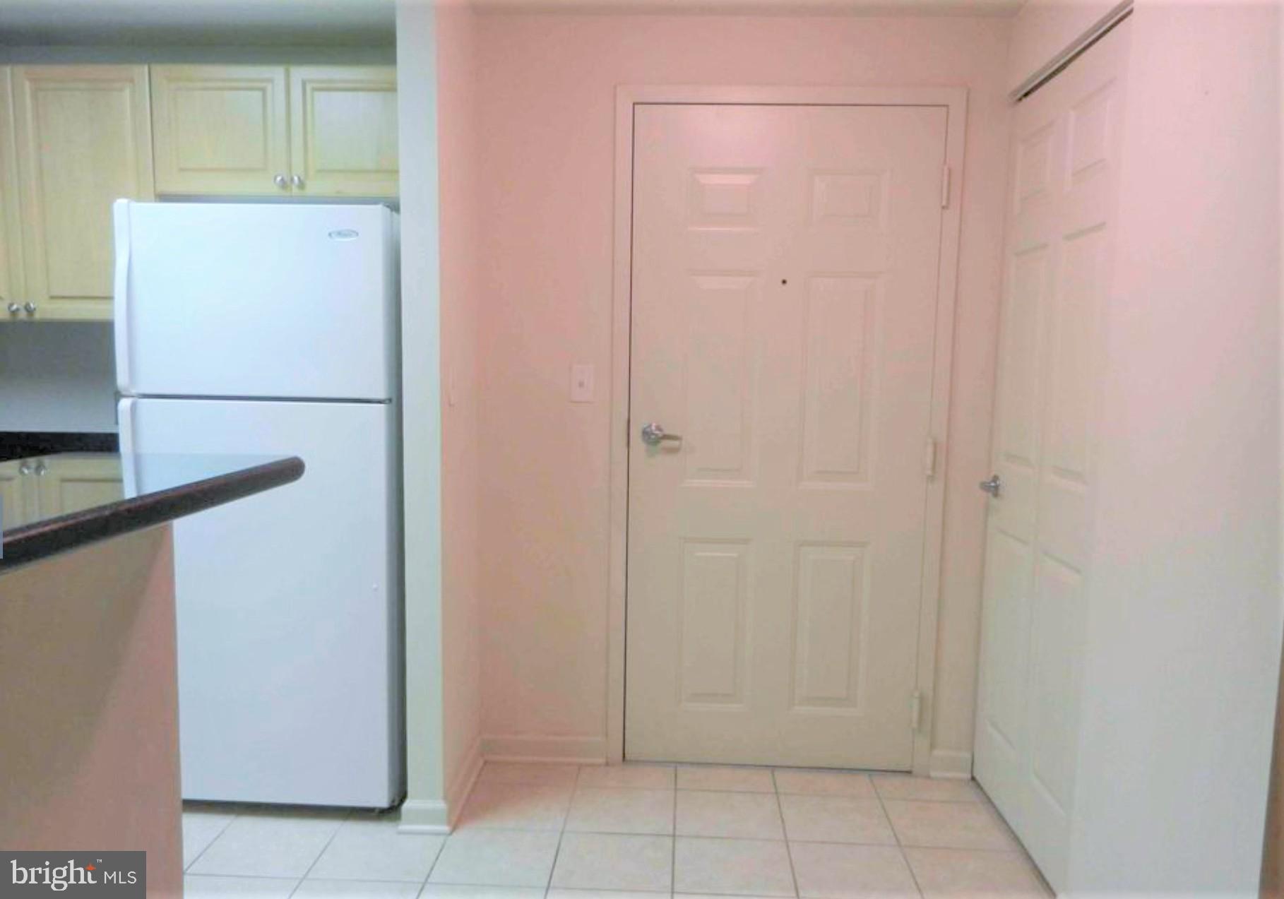 2726 Gallows Road, Unit 411 Vienna, VA 22180 - Photo 2 of 31