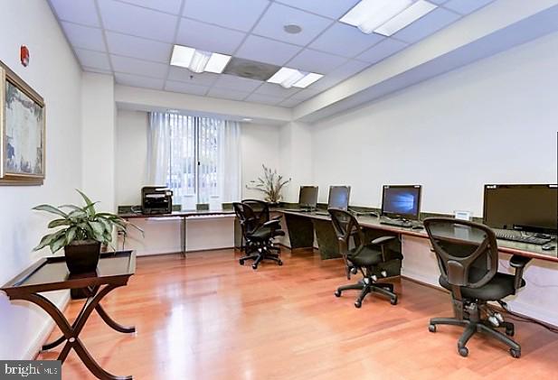 2726 Gallows Road, Unit 411 Vienna, VA 22180 - Photo 16 of 31