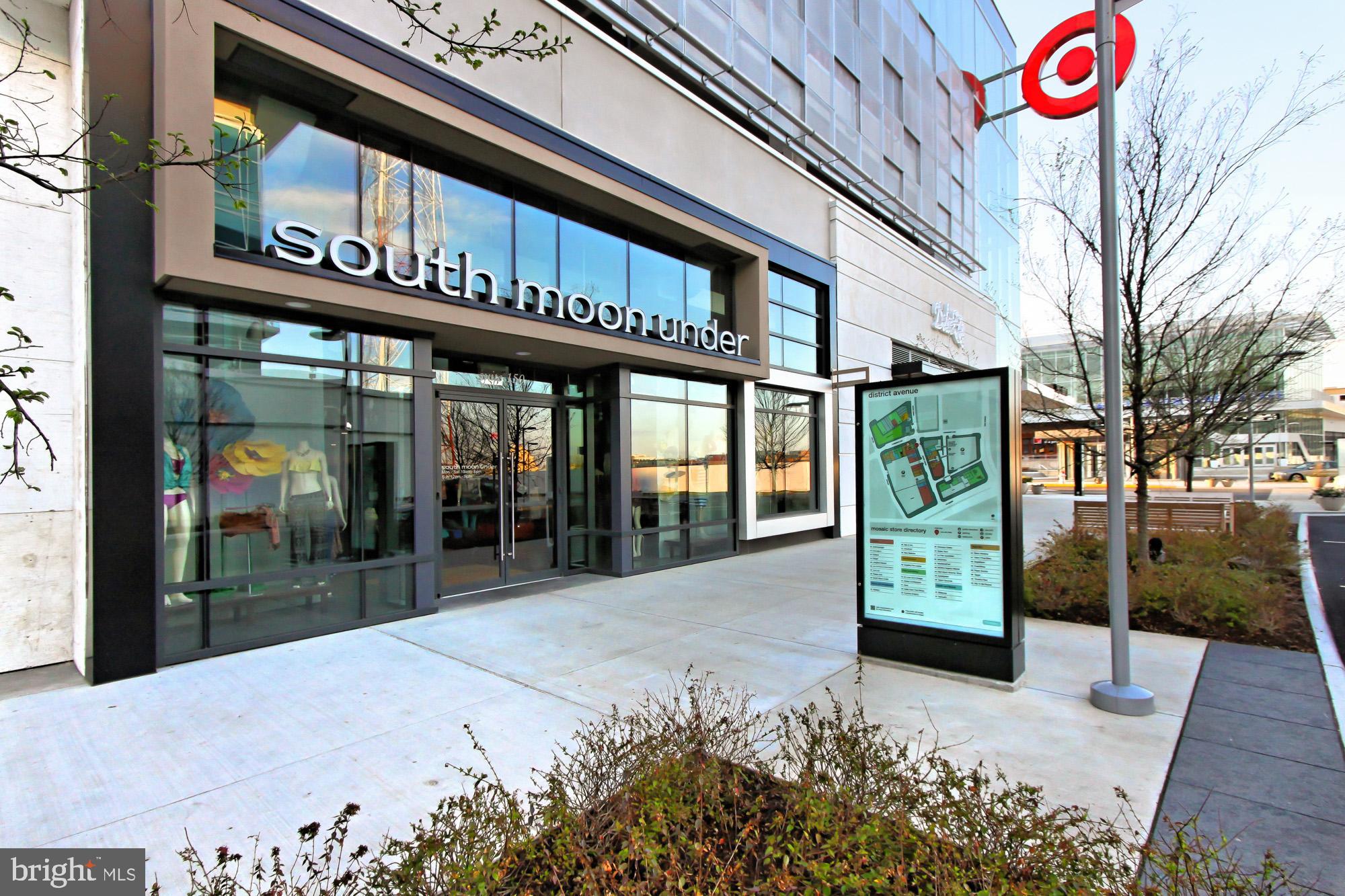 2726 Gallows Road, Unit 411 Vienna, VA 22180 - Photo 24 of 31