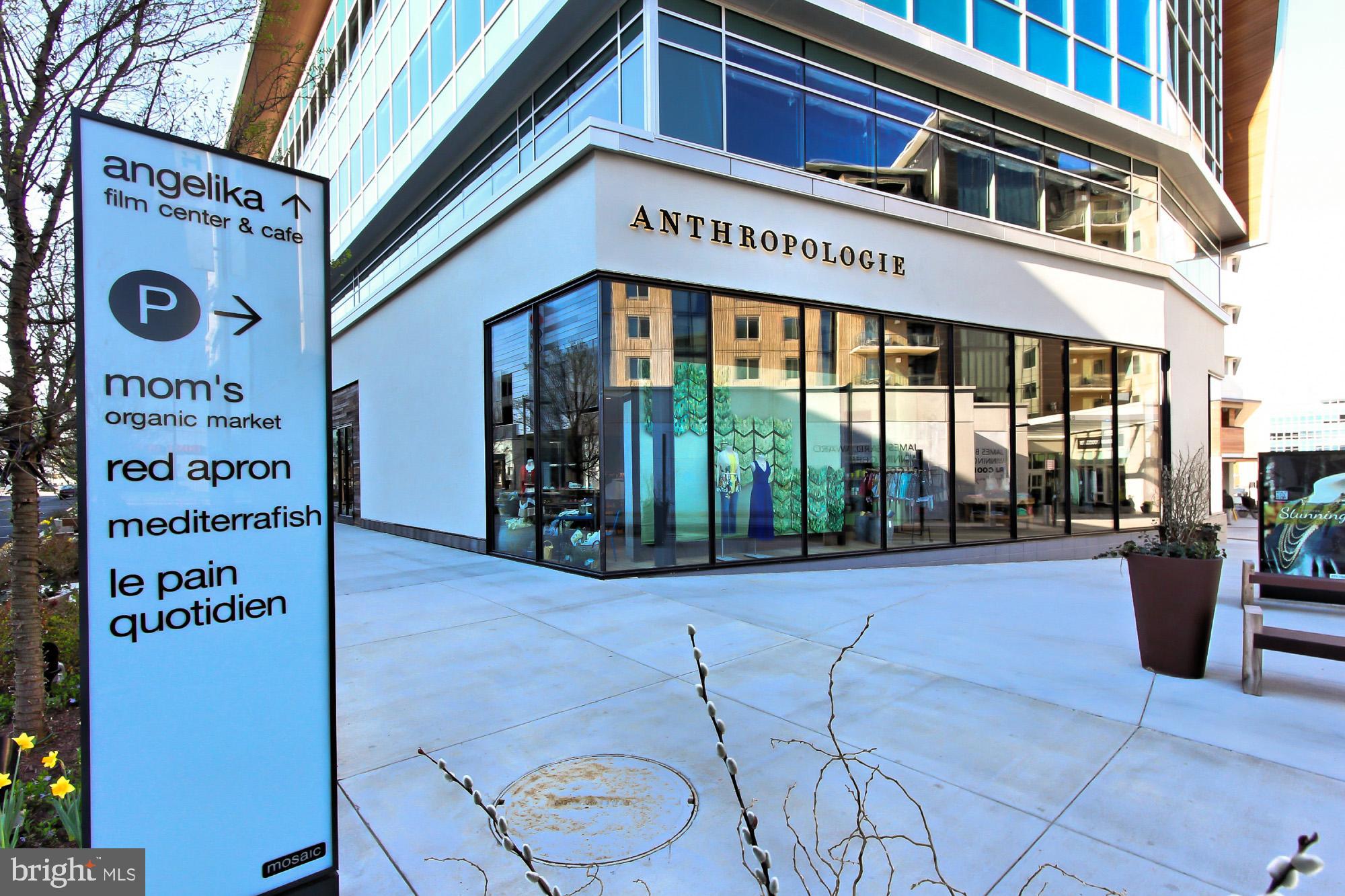 2726 Gallows Road, Unit 411 Vienna, VA 22180 - Photo 26 of 31