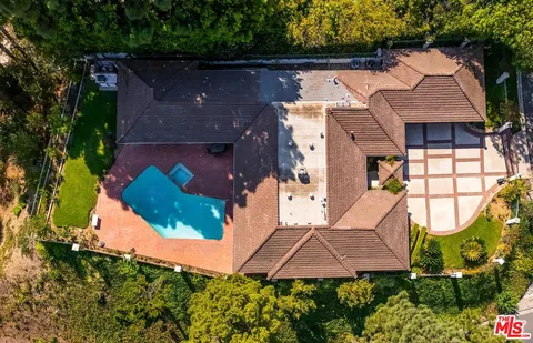$6,795,000 | 500 Leslie Lane, Beverly Hills, CA 90210
