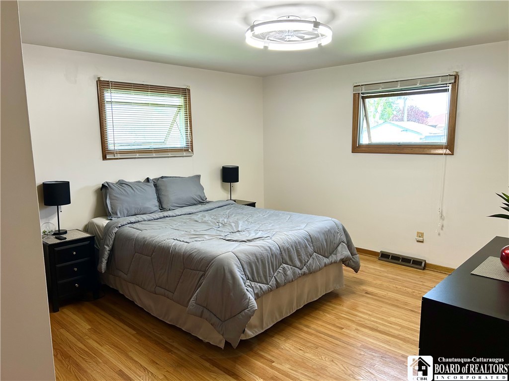 4 Oakwood Drive Cheektowaga, NY 14227 - Photo 15 of 33