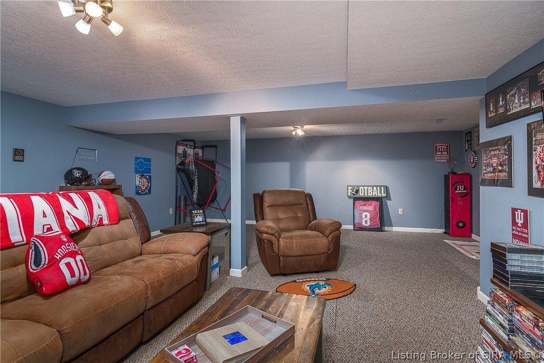 7244 Banet Road Floyds Knobs, IN 47119 - Photo 29 of 43 Gallery Image 29
