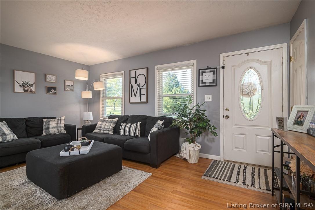 7244 Banet Road Floyds Knobs, IN 47119 - Photo 3 of 43 Gallery Image 3