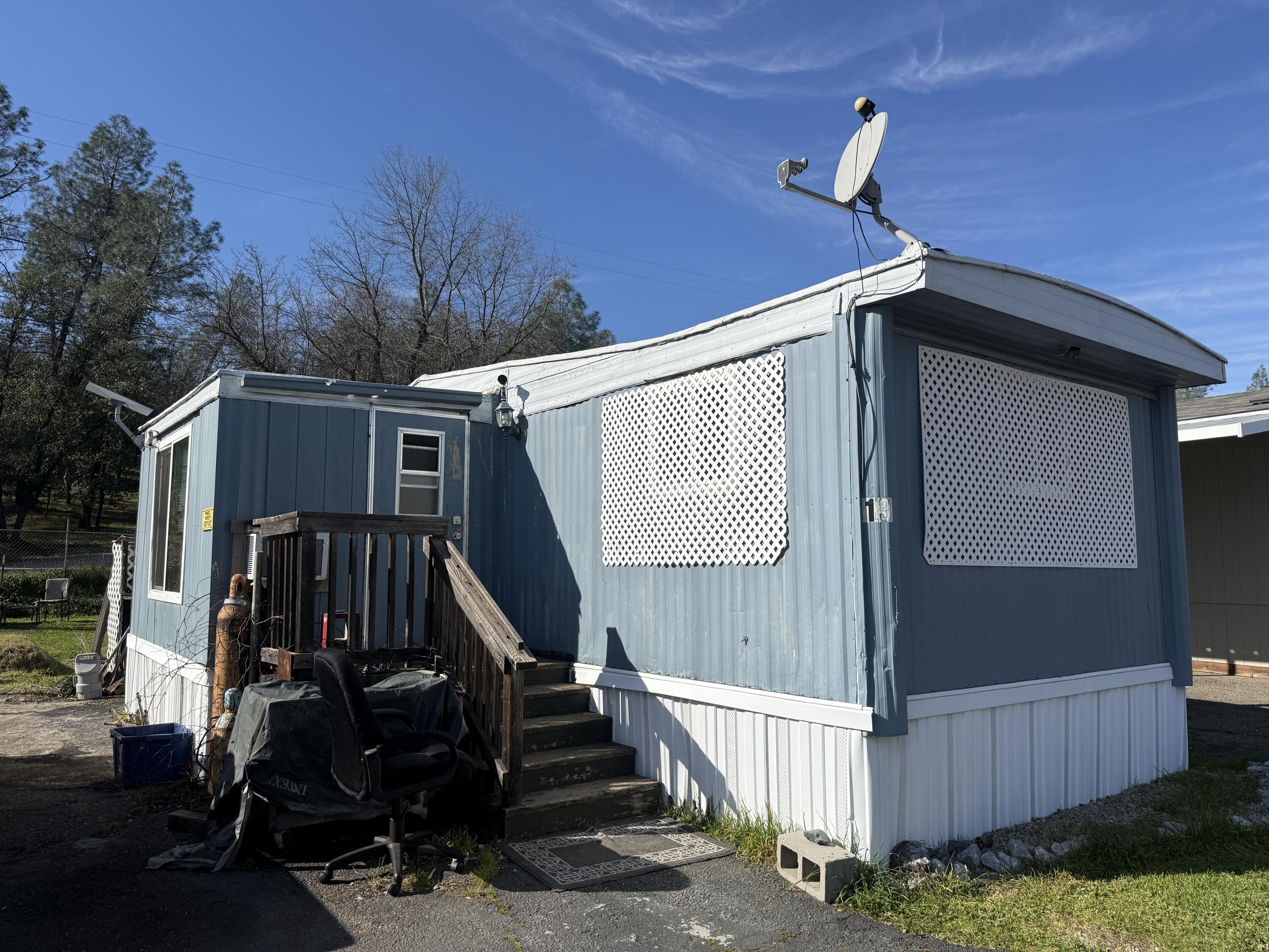 10129 Harley Leighton C-13