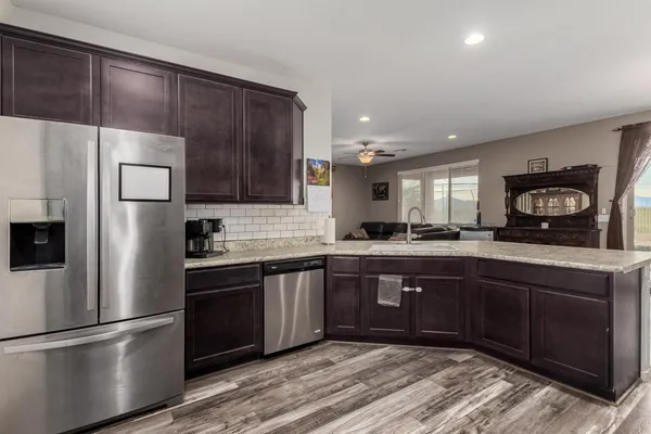 $2,400 | 11166 East Vail Vista Court, Tucson, AZ 85747