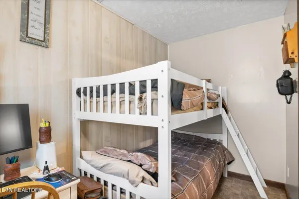 $525,000 | 203 Wagon Lane, Speedwell, TN 37870