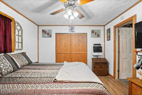 $525,000 | 203 Wagon Lane, Speedwell, TN 37870