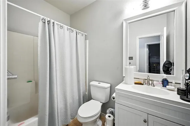 $360,000 | 510 Poplar Vista Lane, Arlington, TX 76002