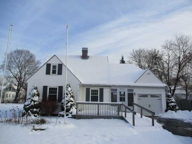 9 Willey Street Rochester, NH 03867 - Photo 1 of 26